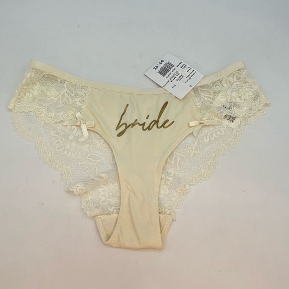 David’s Bridal Underwear set of 2 - Picture 2 of 6